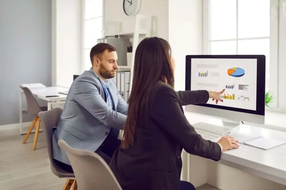 Why Hire an Accountant When Starting a Business?